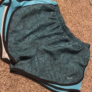 Nike Tempo Dri-Fit shorts (womens’ XL) - EUC! Black & aqua/turquoise.